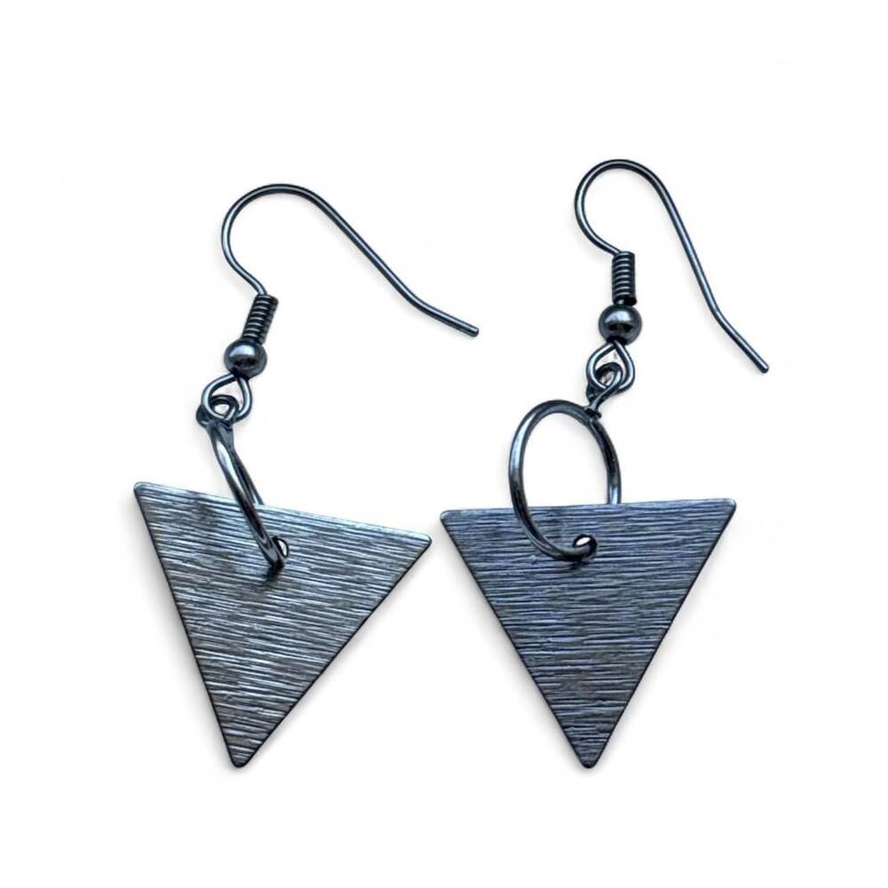Unbranded Silver Triangle Earrings Brushed Metal Y2K